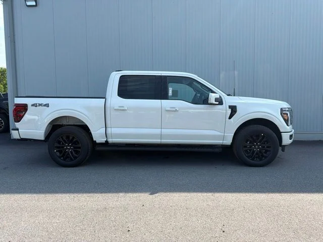 New 2026 Star White Metallic Tri-Coat Ford Lariat® image 44