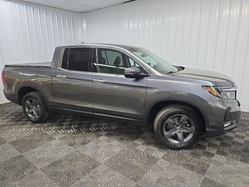 2023 Honda Ridgeline RTL-E AWD's photo
