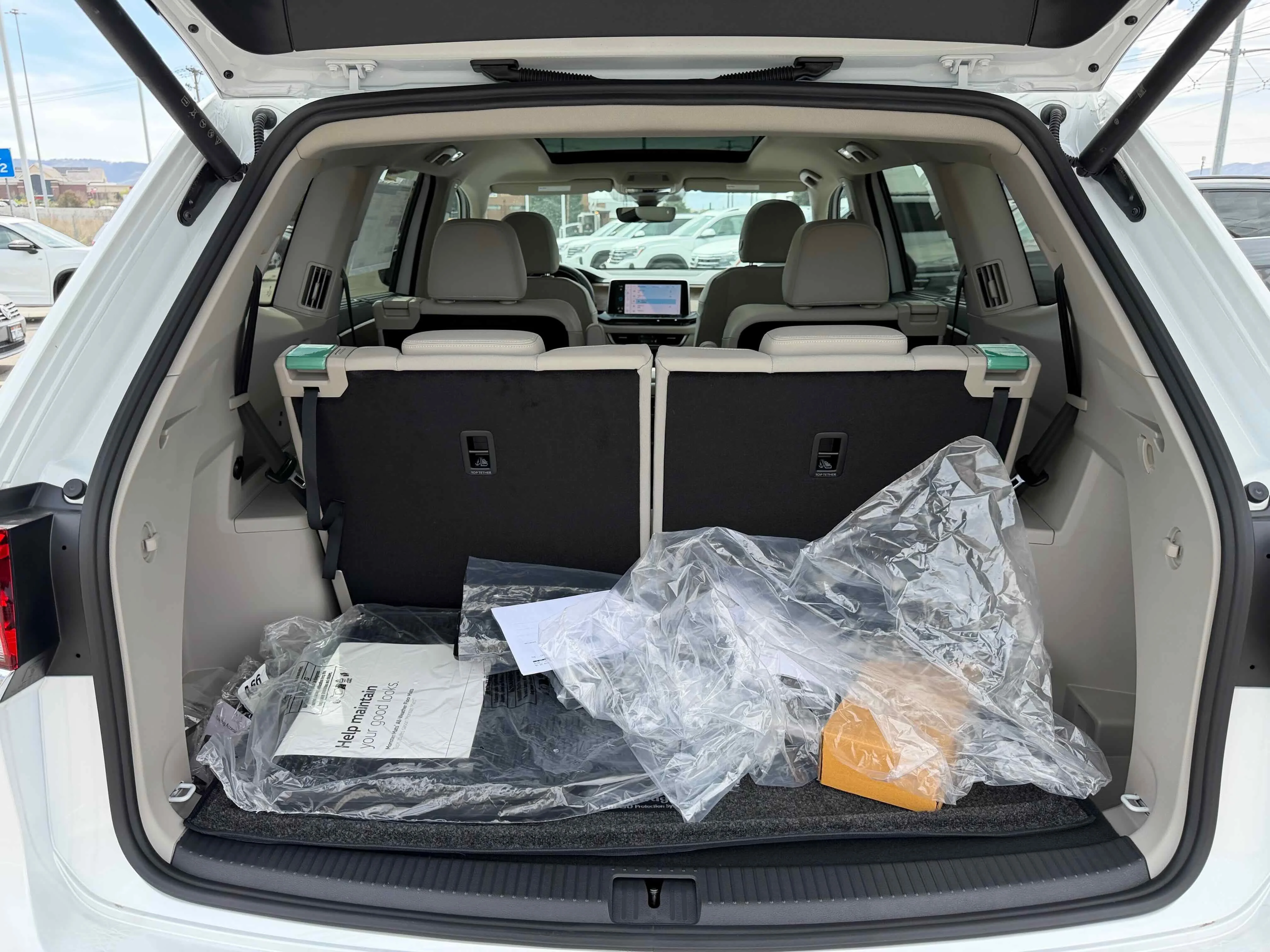 New 2026 Opal White Volkswagen 2.0T SE w/Technology image 30