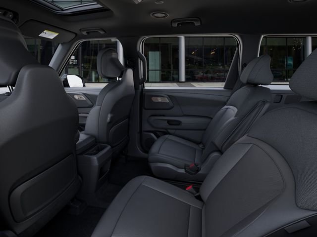 New 2027 Ebony Black Kia S image 18