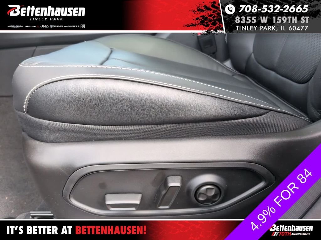 New 2026 Baltic Gray Metallic Clear-Coat Exterior Paint Jeep Limited Reserve image 16