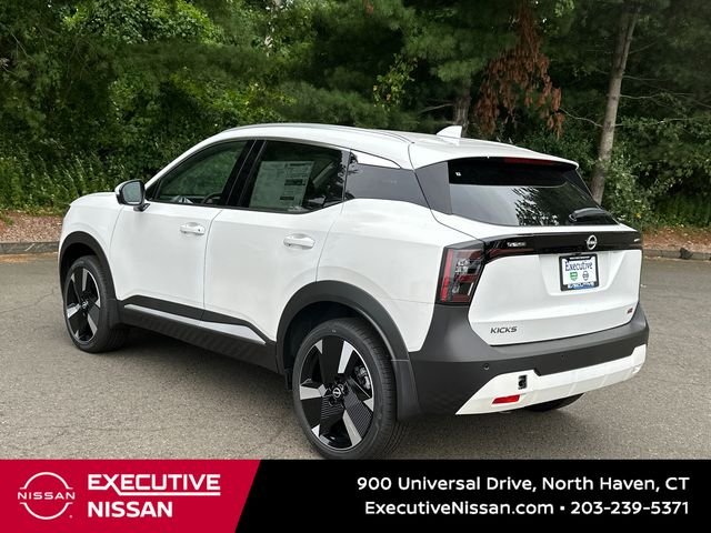 Used 2025 White Nissan SR image 4