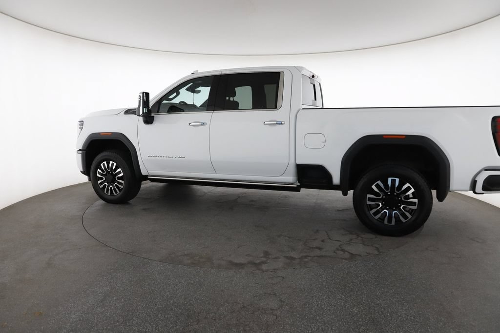 Used 2024 Summit White GMC Denali Ultimate image 8