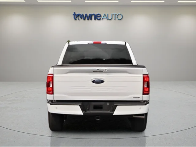 Used 2023 White Ford XLT image 5