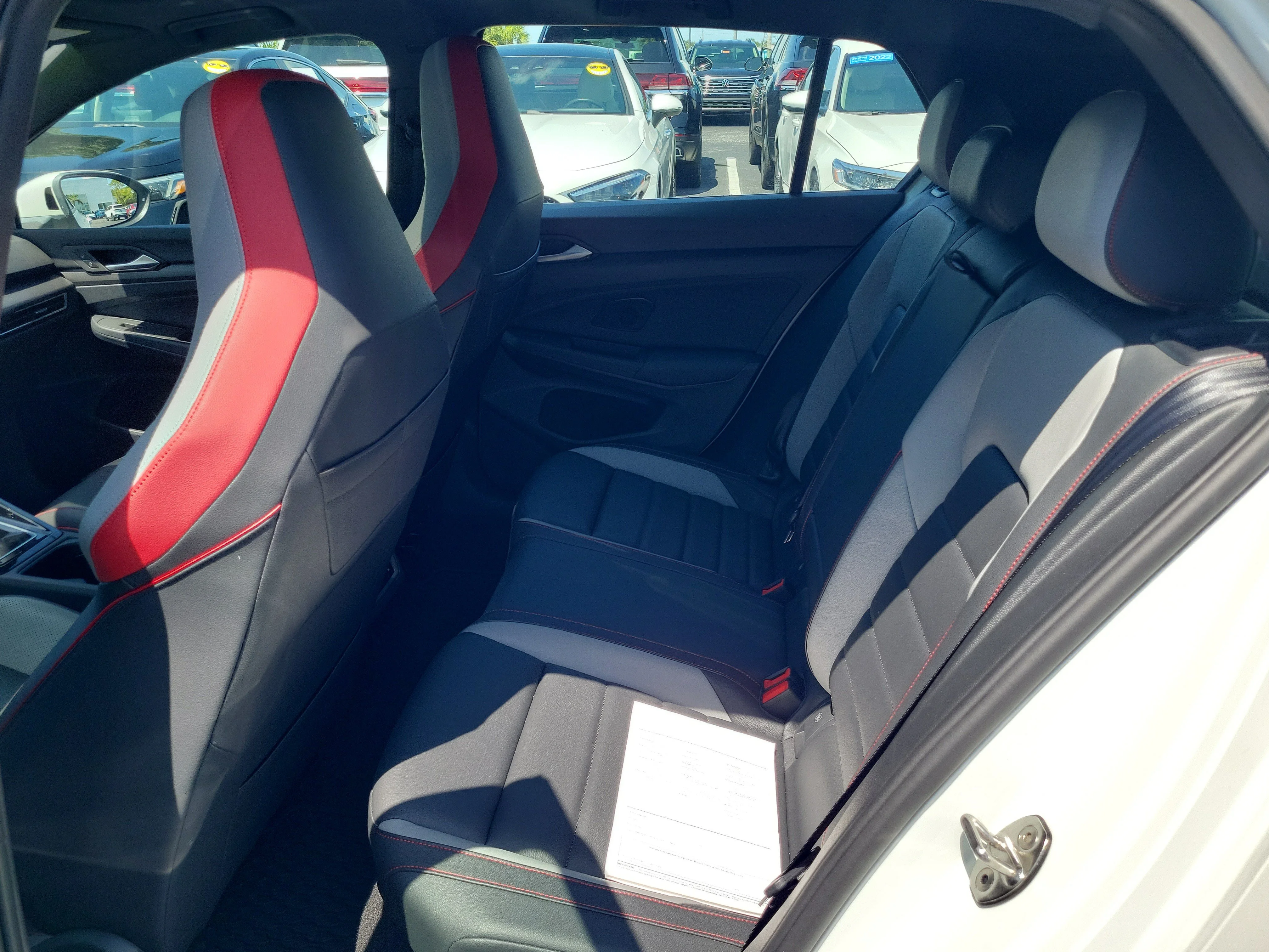 Used 2023 White Volkswagen Autobahn image 13