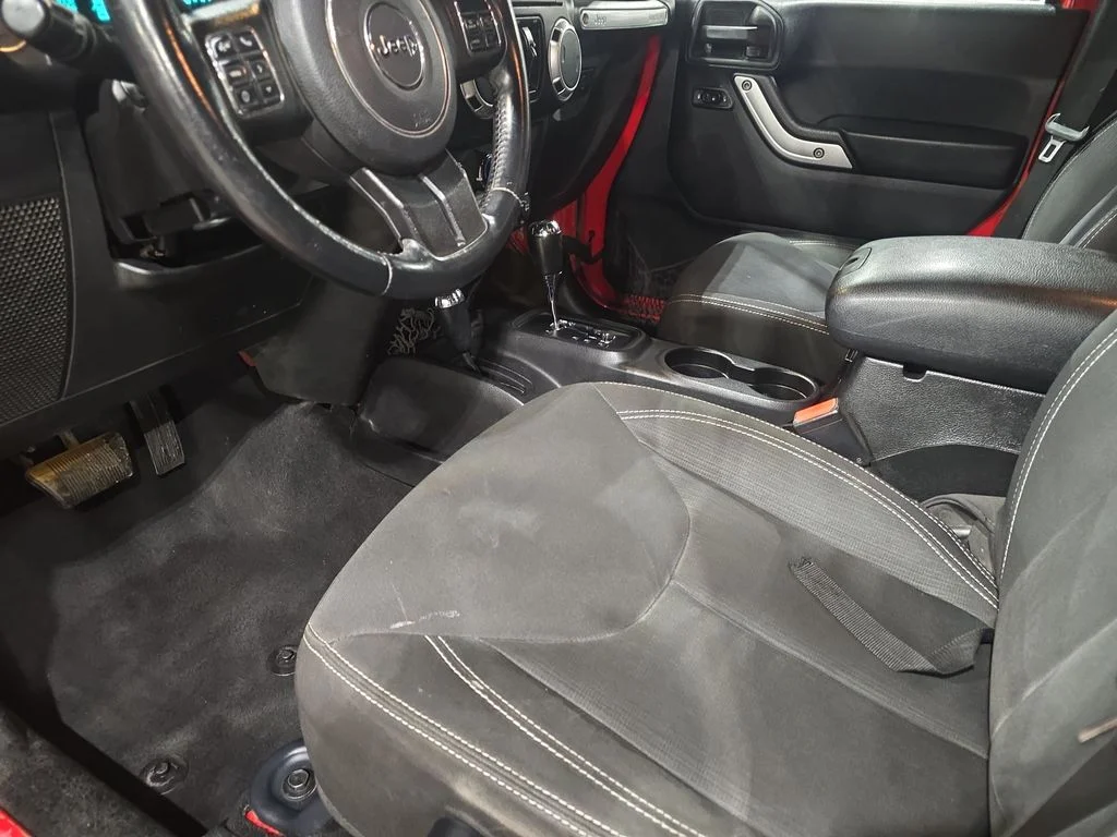 Used 2015 Red Jeep Sahara image 52