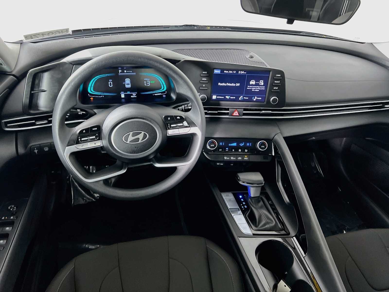 Used 2025 Amazon Gray Hyundai Blue image 22