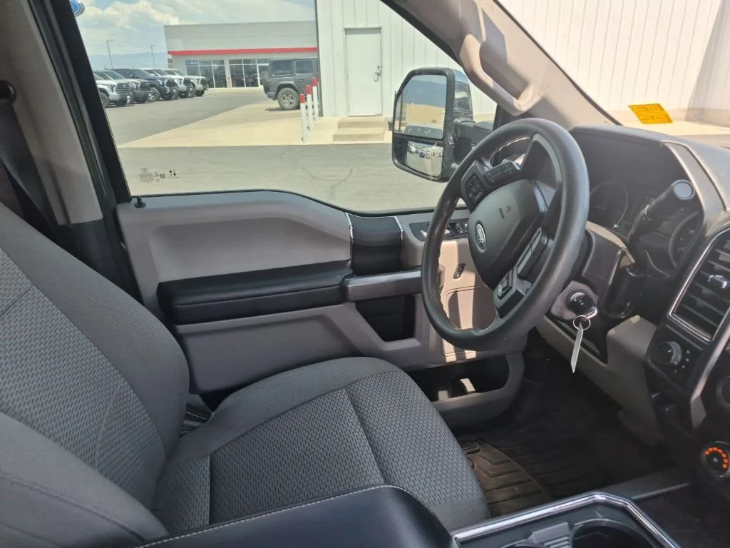 Used 2021 Gray Metallic Ford XLT image 16