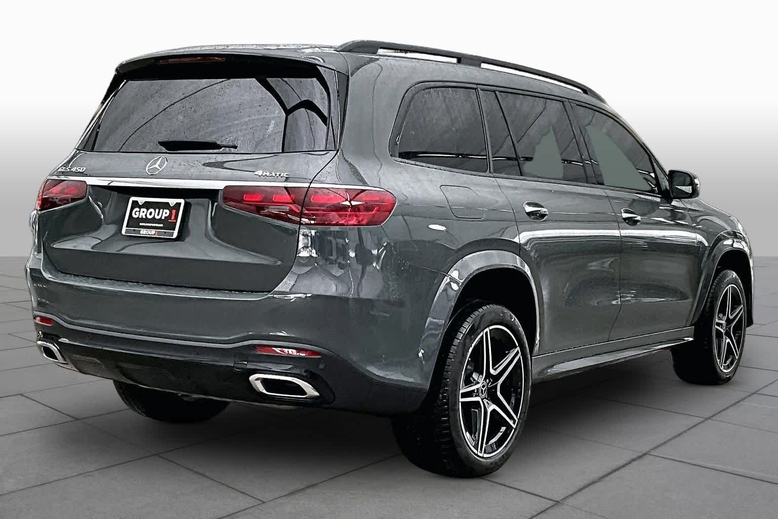 Used 2026 MANUFAKTUR Signature Silicon Grey Mercedes-Benz GLS 450 image 13