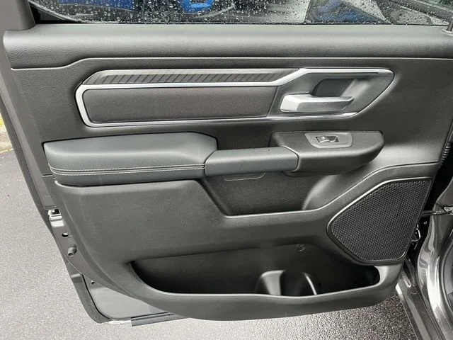 New 2026 Granite Crystal Metallic Clear-Coat Exterior Paint RAM Big Horn/Lone Star image 17