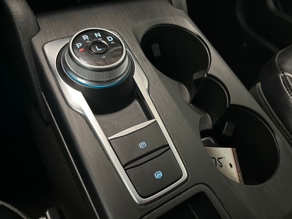 Used 2024 Agate Black Metallic Ford Platinum image 15