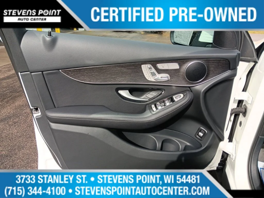 Used 2022 Polar White Mercedes-Benz GLC 300 image 14