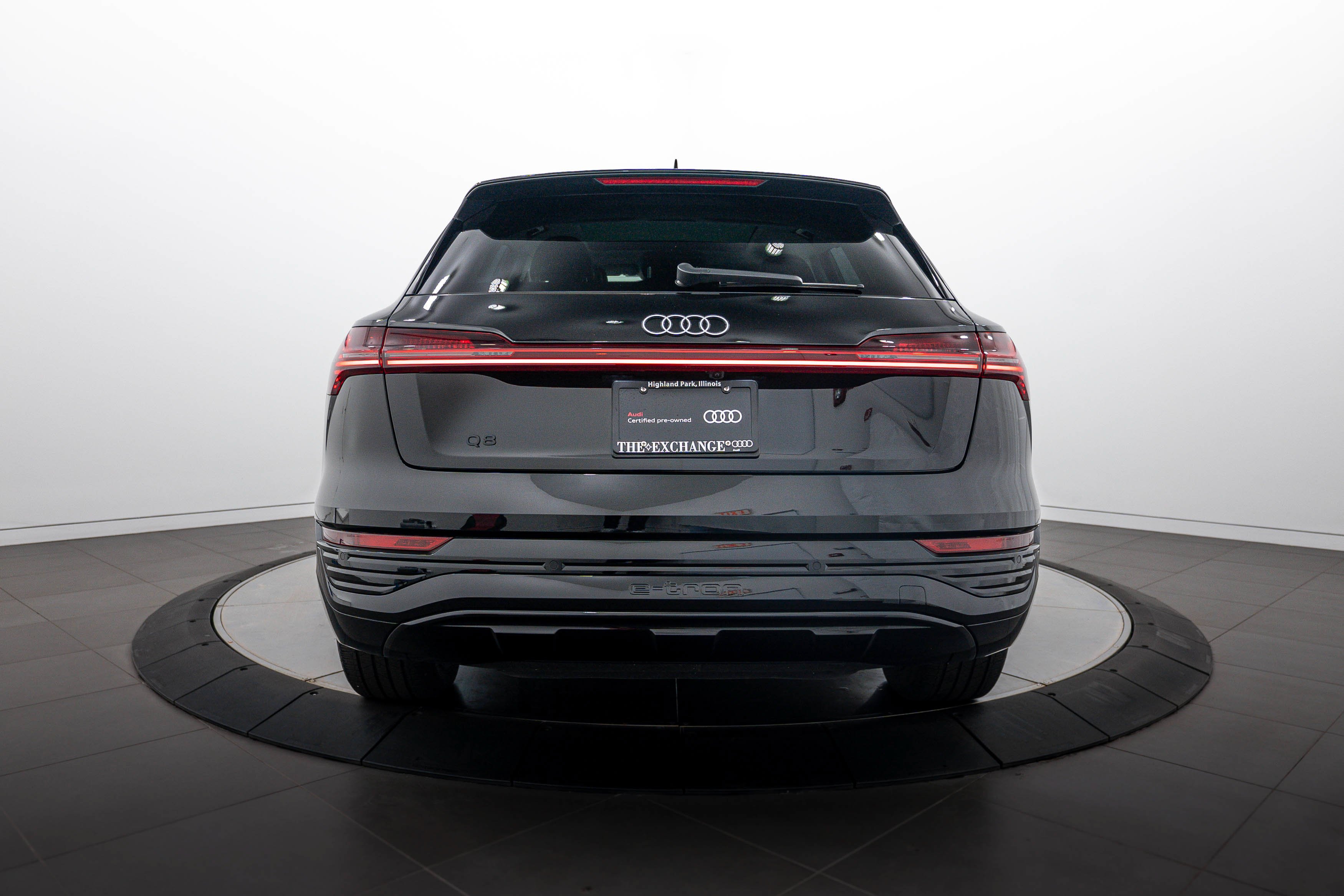 Certified Used 2024 Mythos Black Metallic Audi Prestige image 20