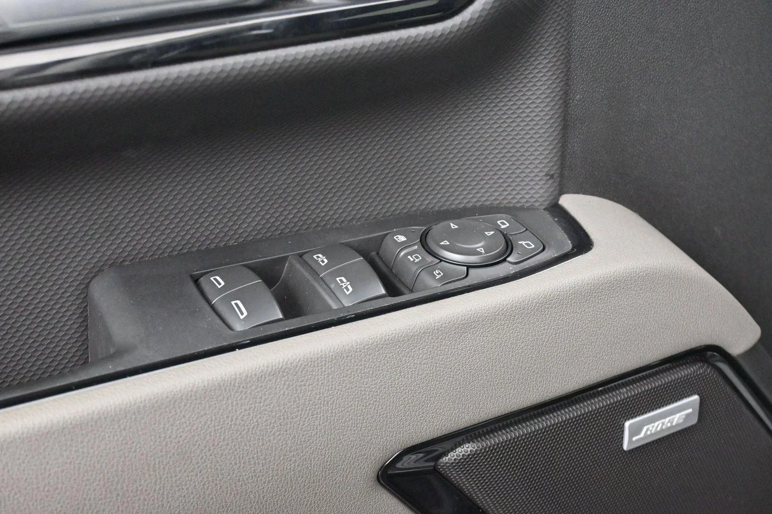 Used 2025 Slate Gray Metallic Chevrolet ZR2 image 11