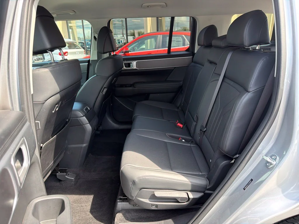 Used 2026 Silver Hyundai SEL image 36