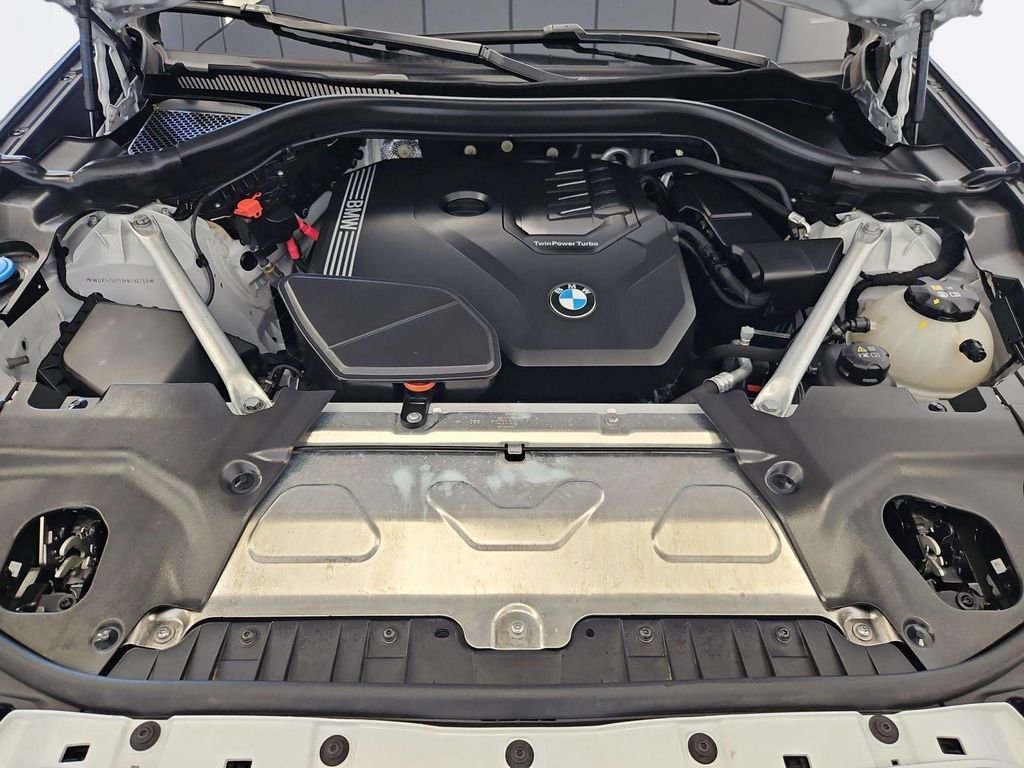 Used 2024 Mineral White Metallic BMW xDrive30i image 30