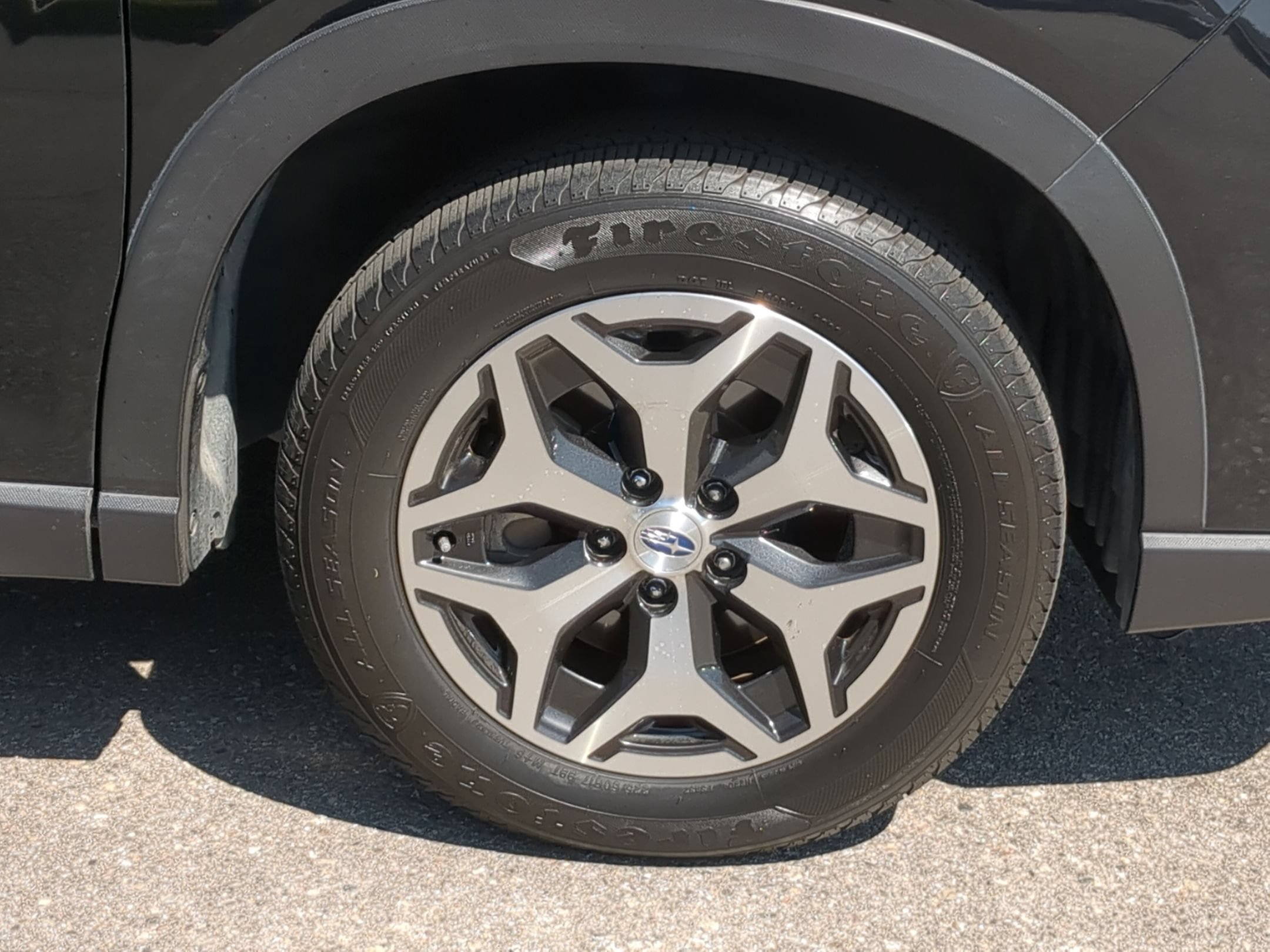 Used 2019 Crystal Black Silica Subaru Premium image 12