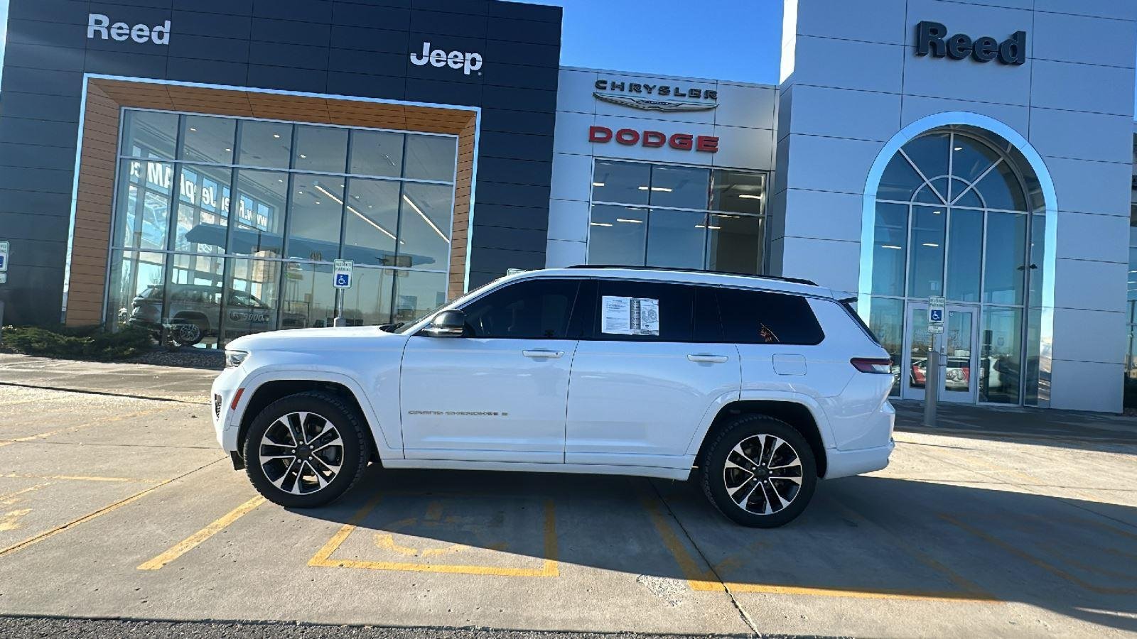 Used 2021 Jeep Grand Cherokee L Overland with VIN 1C4RJKDG1M8182970 for sale in Kansas City