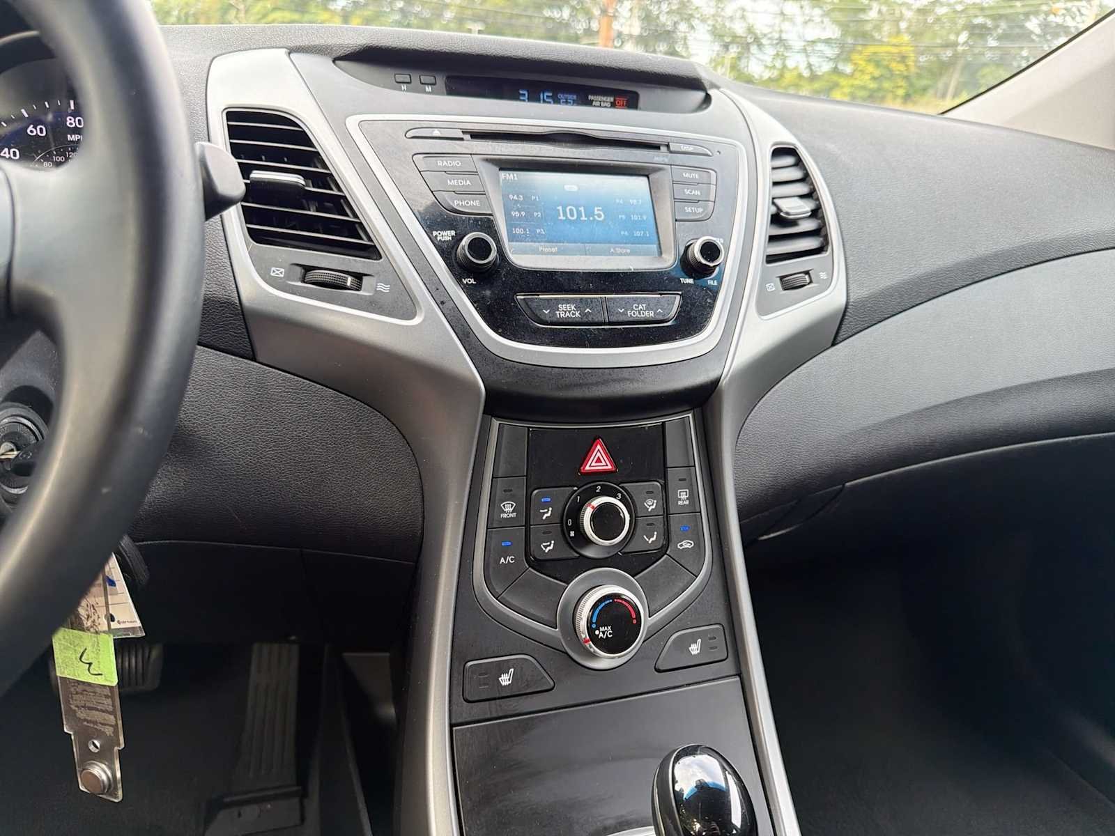 Imagen 26: Hyundai Limited de 2014 de color Phantom Black de segunda mano