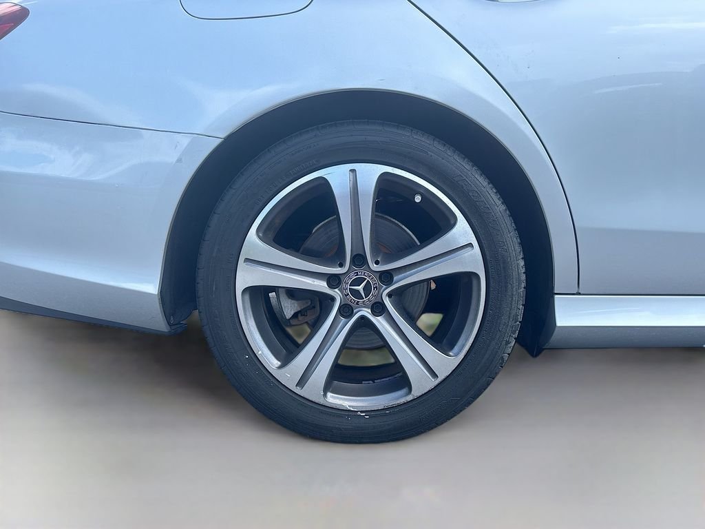 Used 2018  Mercedes-Benz E 300 image 14