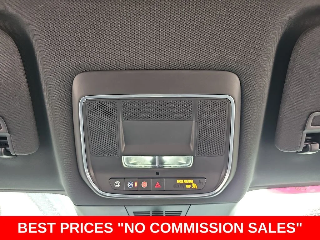Used 2024 White Chevrolet RS image 32