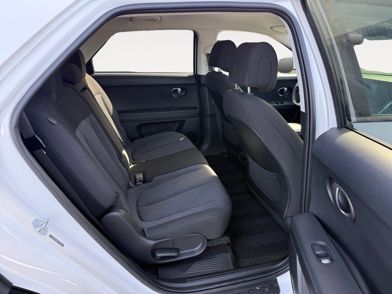 Certified Used 2026 White Hyundai SE Standard Range image 18
