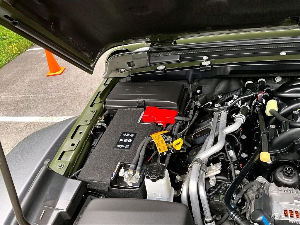 Used 2023 Green Jeep Rubicon image 31