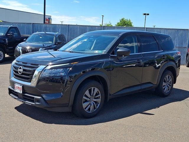 Used 2024 Black Nissan S image 2