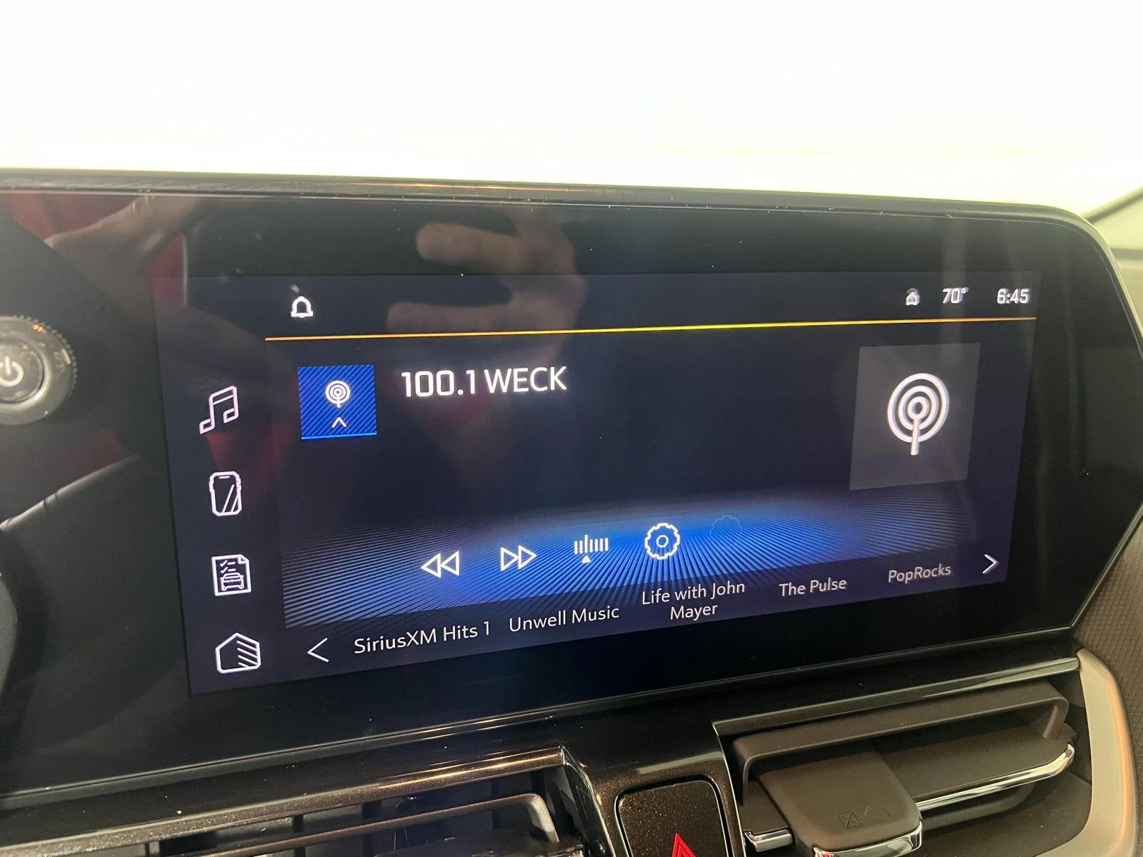 New 2026 Mosaic Black Metallic Chevrolet LT image 32