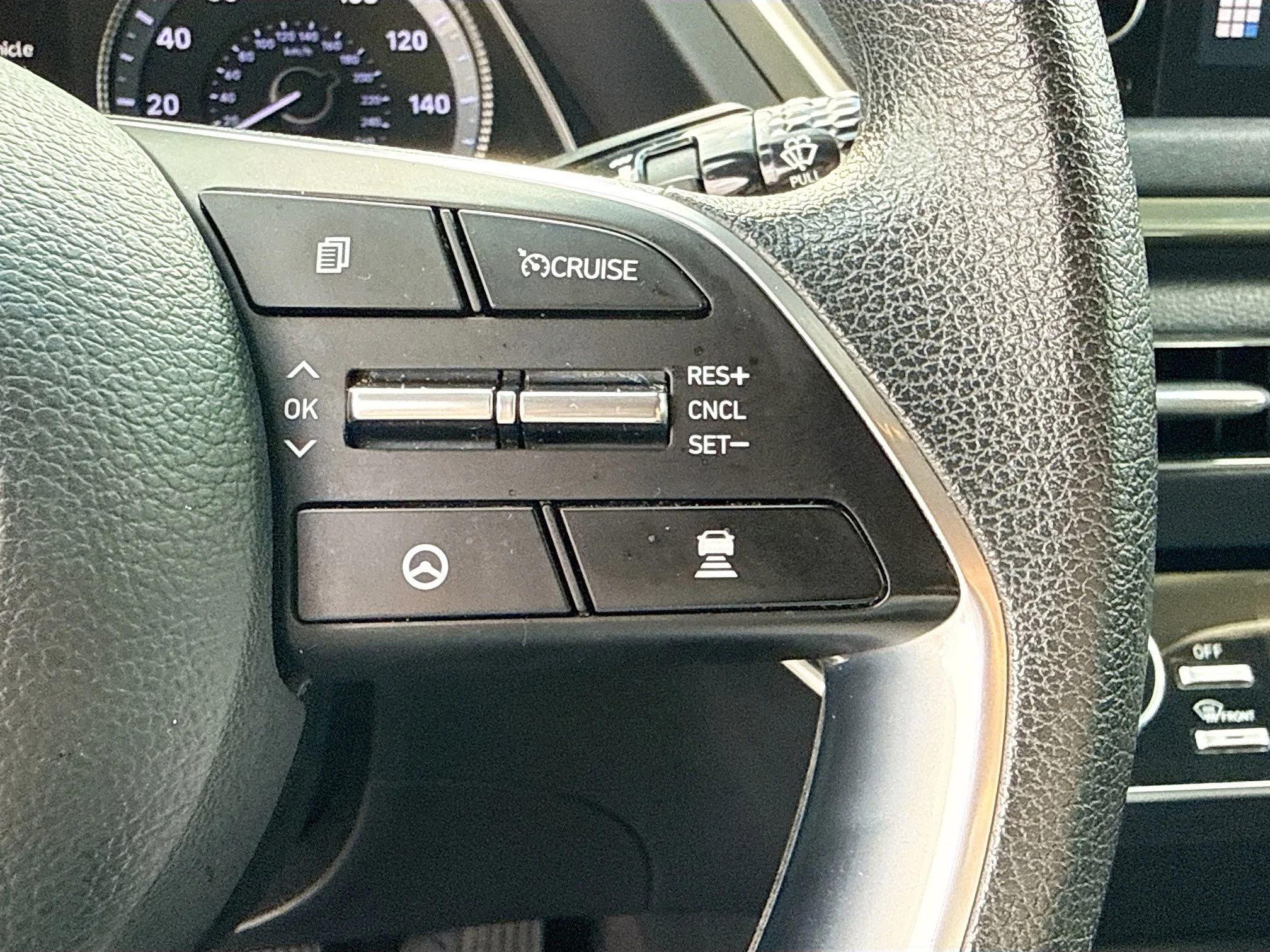 Used 2021 Quartz White Hyundai SEL image 36
