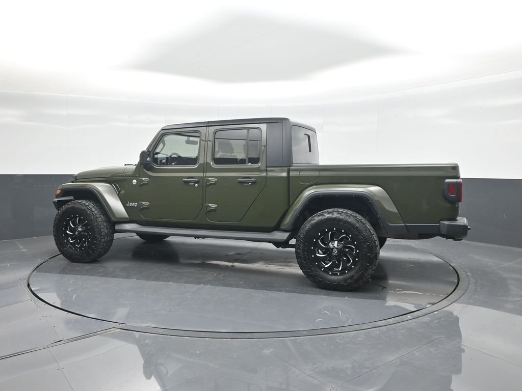 Used 2022 Green Jeep Overland image 29