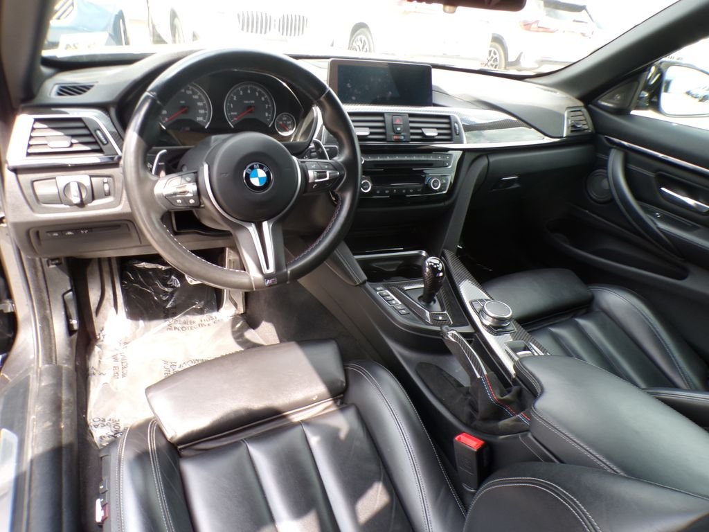 Used 2019 Mineral Grey Metallic BMW Base image 16
