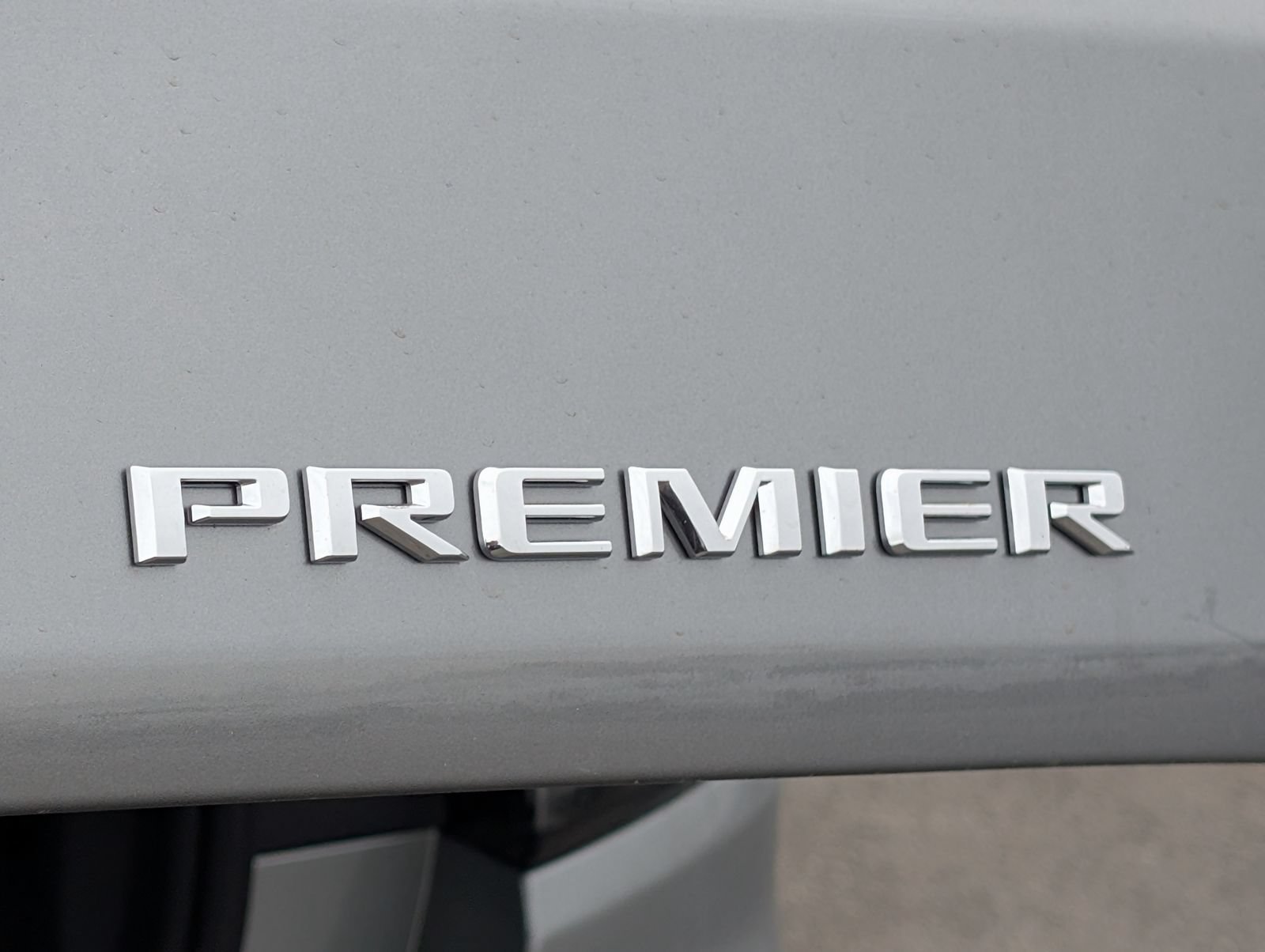 2026 Chevrolet Suburban Premier - Photo 6