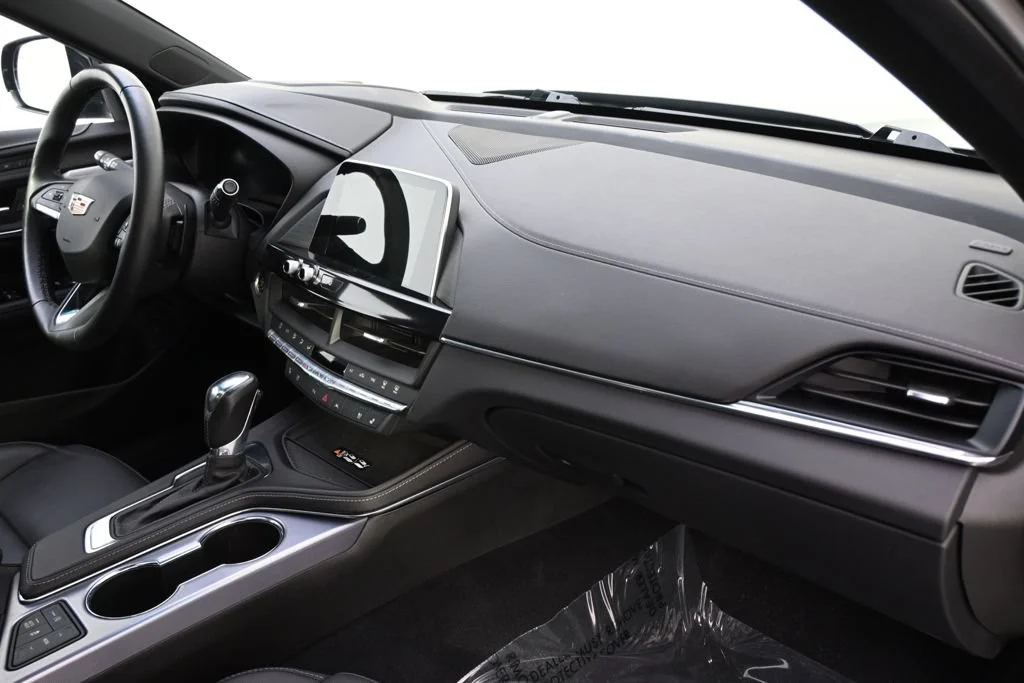 Certified Used 2025 Black Raven Cadillac Premium Luxury image 15