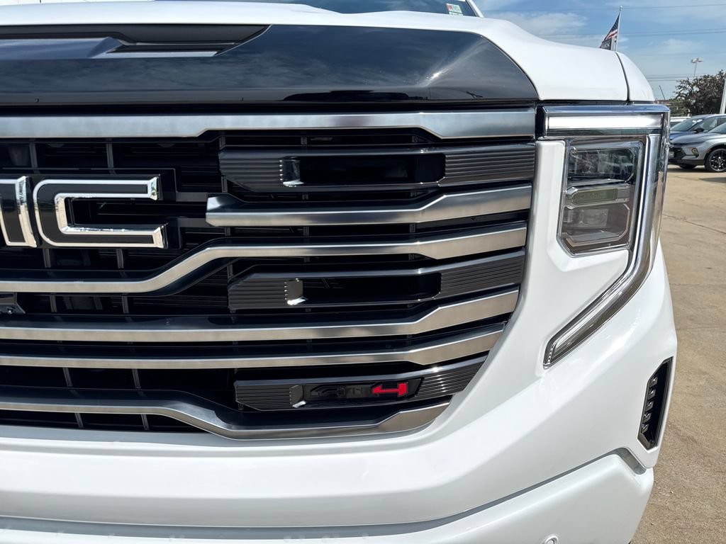 2026 GMC Sierra 1500 AT4 - Photo 4