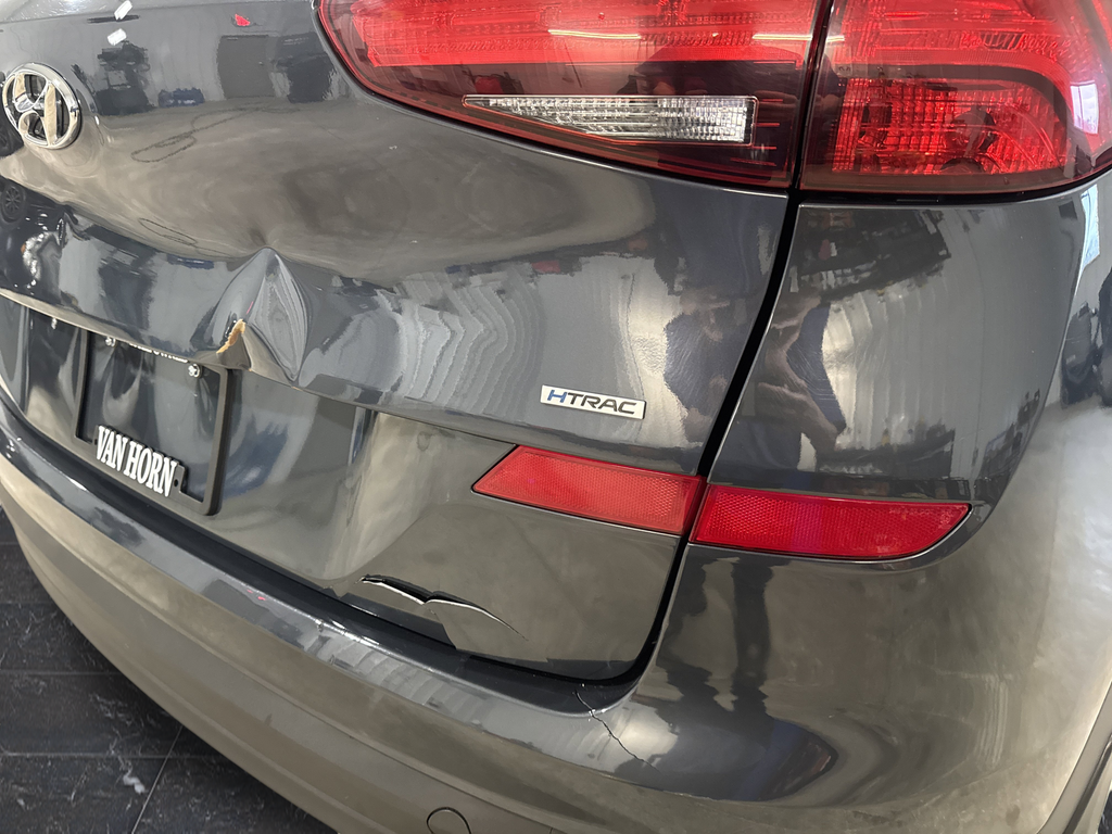 Used 2020 Blue Hyundai Value image 29