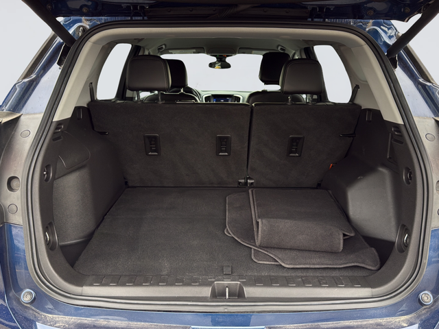 Used 2022 Blue GMC SLT image 11