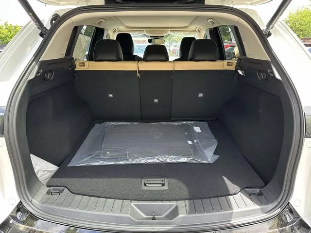 New 2026 White Metallic Mazda 2.5 S Premium image 29