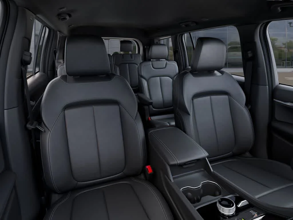 New 2026 Bright White Clear-Coat Exterior Paint Jeep Limited image 16