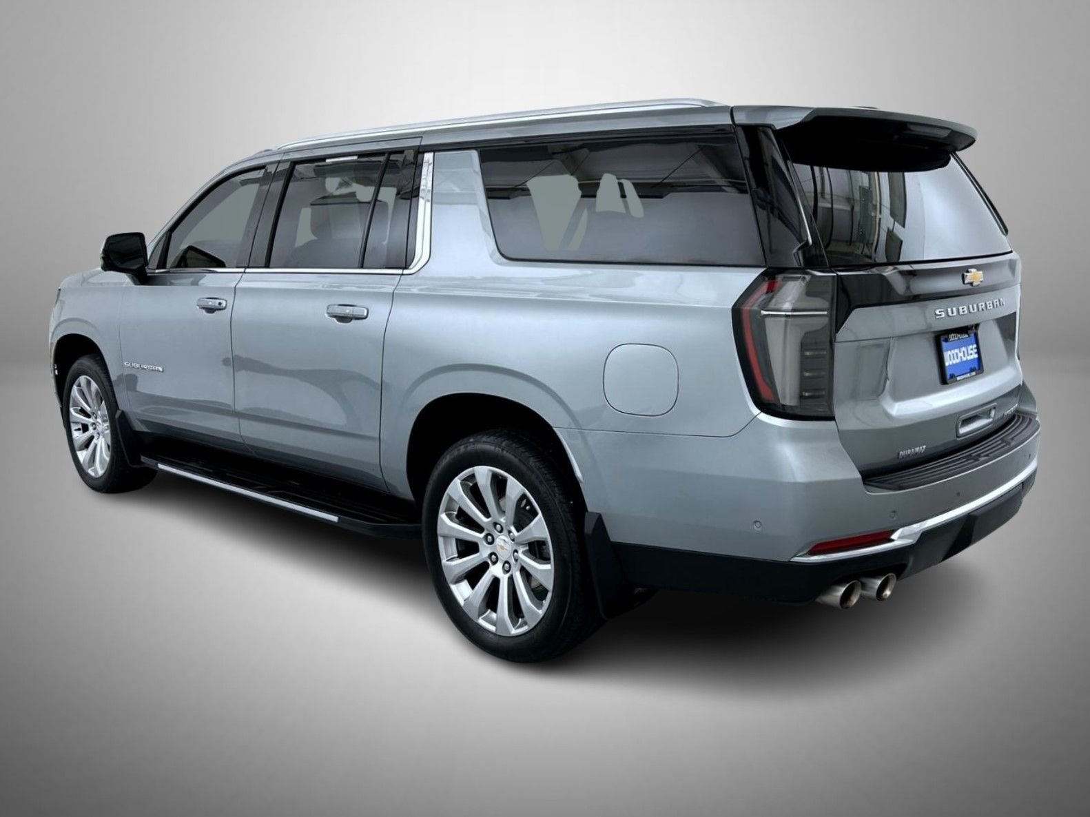 Used 2025 Gray Chevrolet Premier image 7