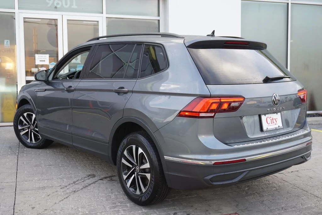 Certified Used 2023 Gray Volkswagen 2.0T S image 9