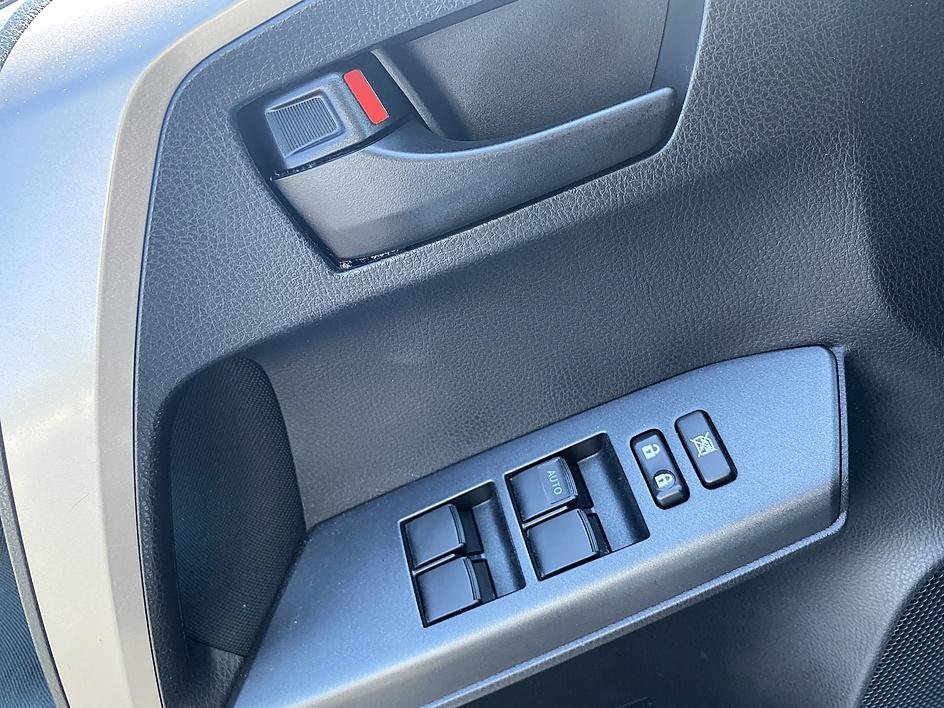 Used 2018 Silver Sky Metallic Toyota LE image 10