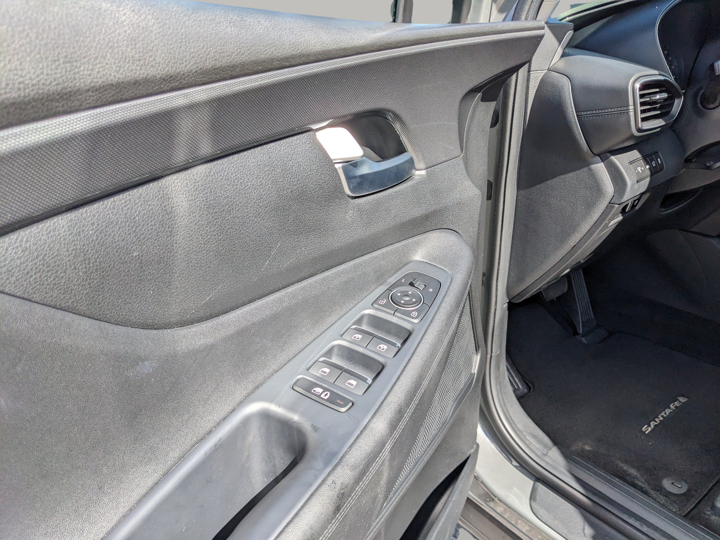 2023 Hyundai Santa Fe SEL - Photo 18