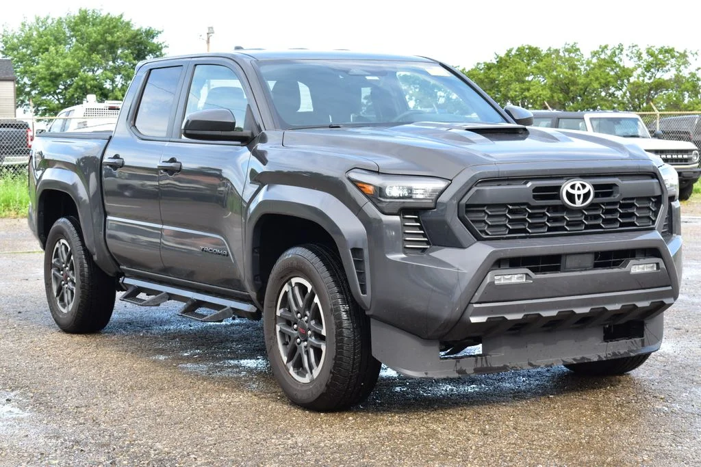 Used 2025 UNDERGROUND Toyota TRD Sport image 3