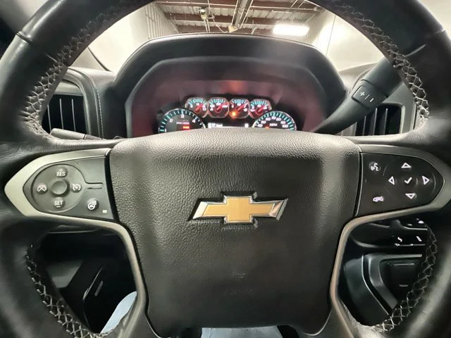 2018 Chevrolet Silverado 1500 LTZ - Photo 11