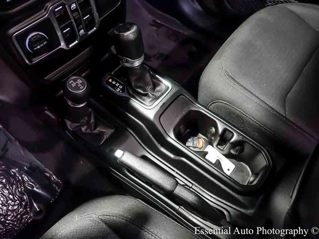 Used 2023 Green Jeep 4x4 image 24
