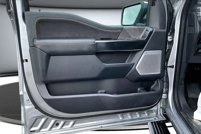Used 2023 Silver Metallic Ford Platinum image 20