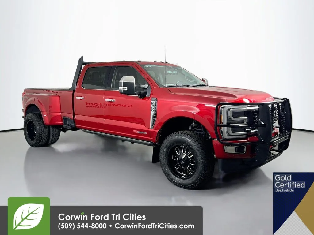 2024 Ford F-350 Limited 4x4 Crew Cab 176 in DRW's photo
