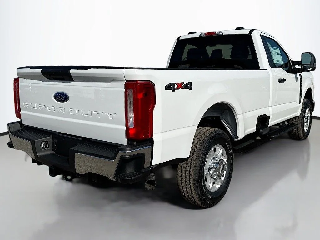 New 2026 Oxford White Ford F-350® XLT image 8