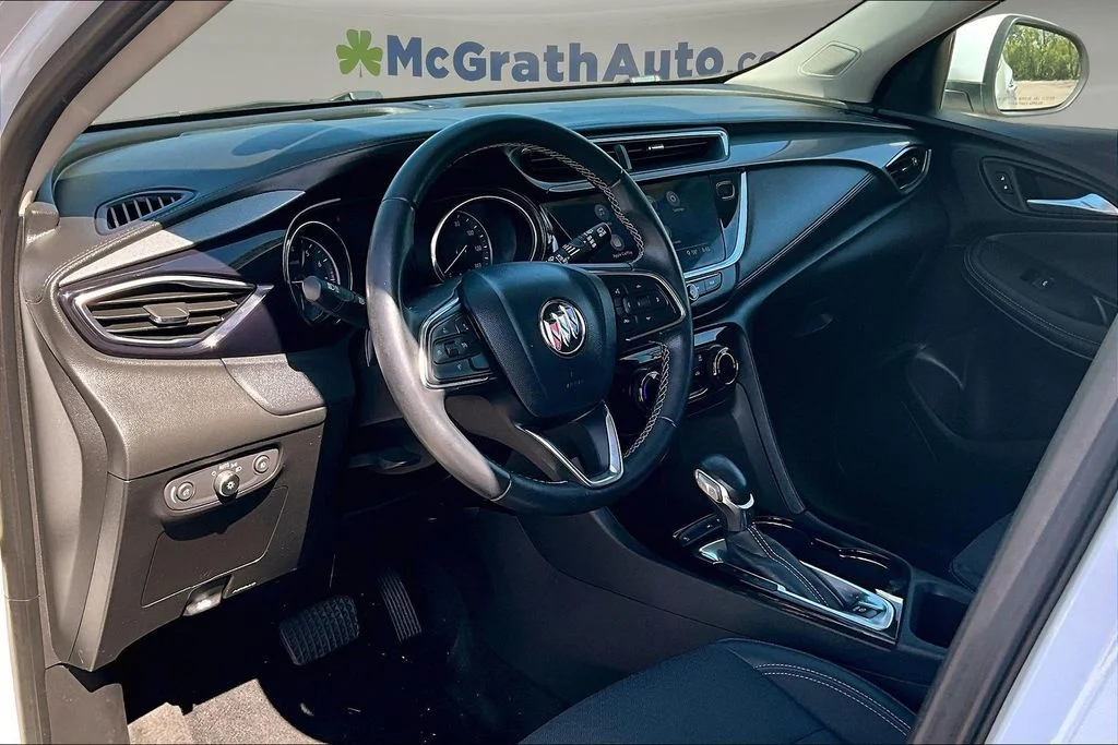 Used 2021 White Buick Preferred image 20